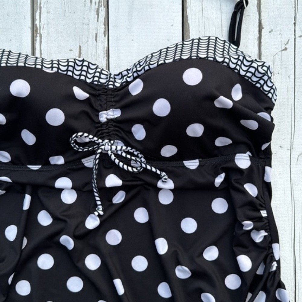 Retro Polka Dot Tankini Top in Black and White